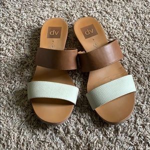 DV sandals with cork detail